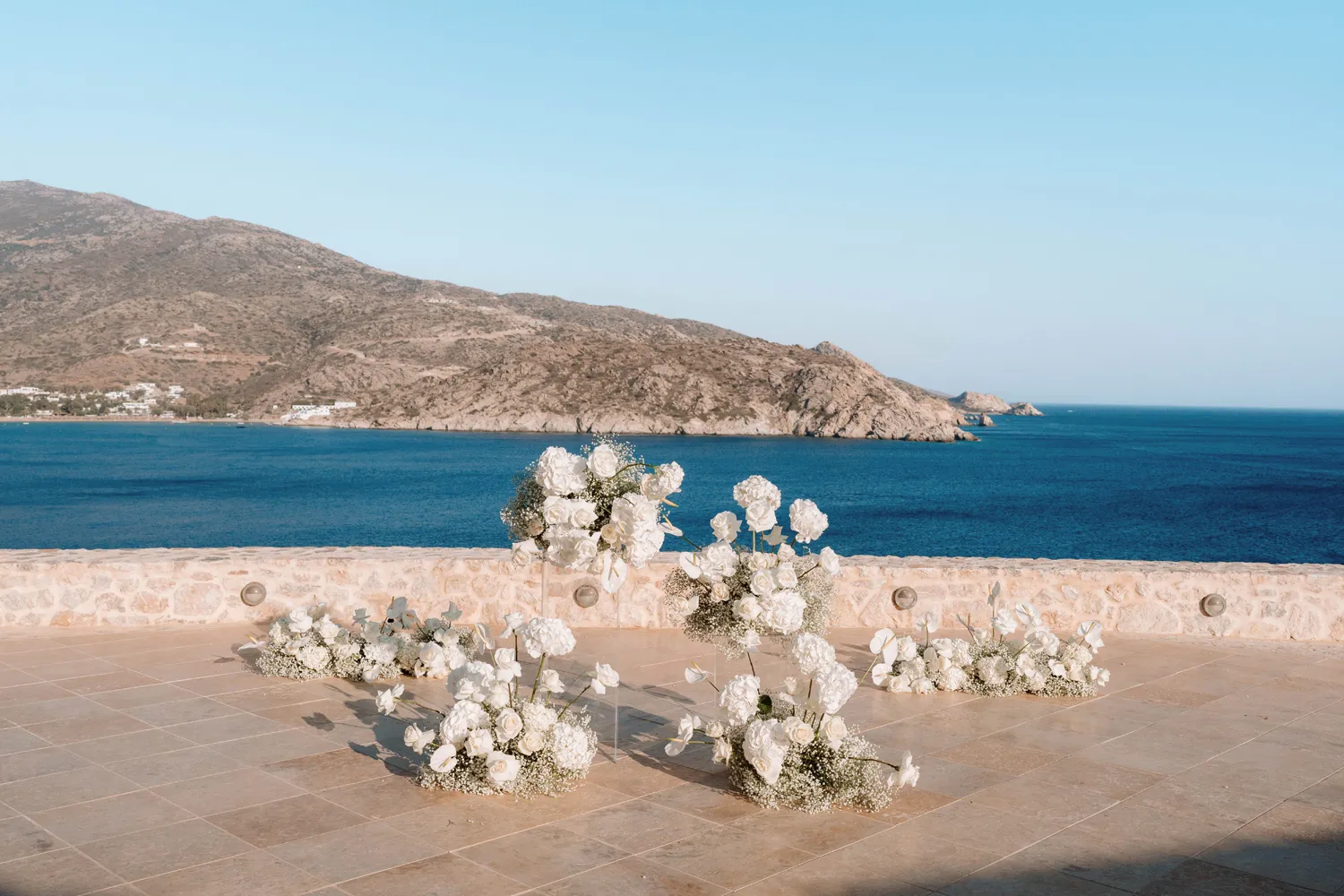 Cycladic Gem Luxury Villa Modern Micro-Wedding