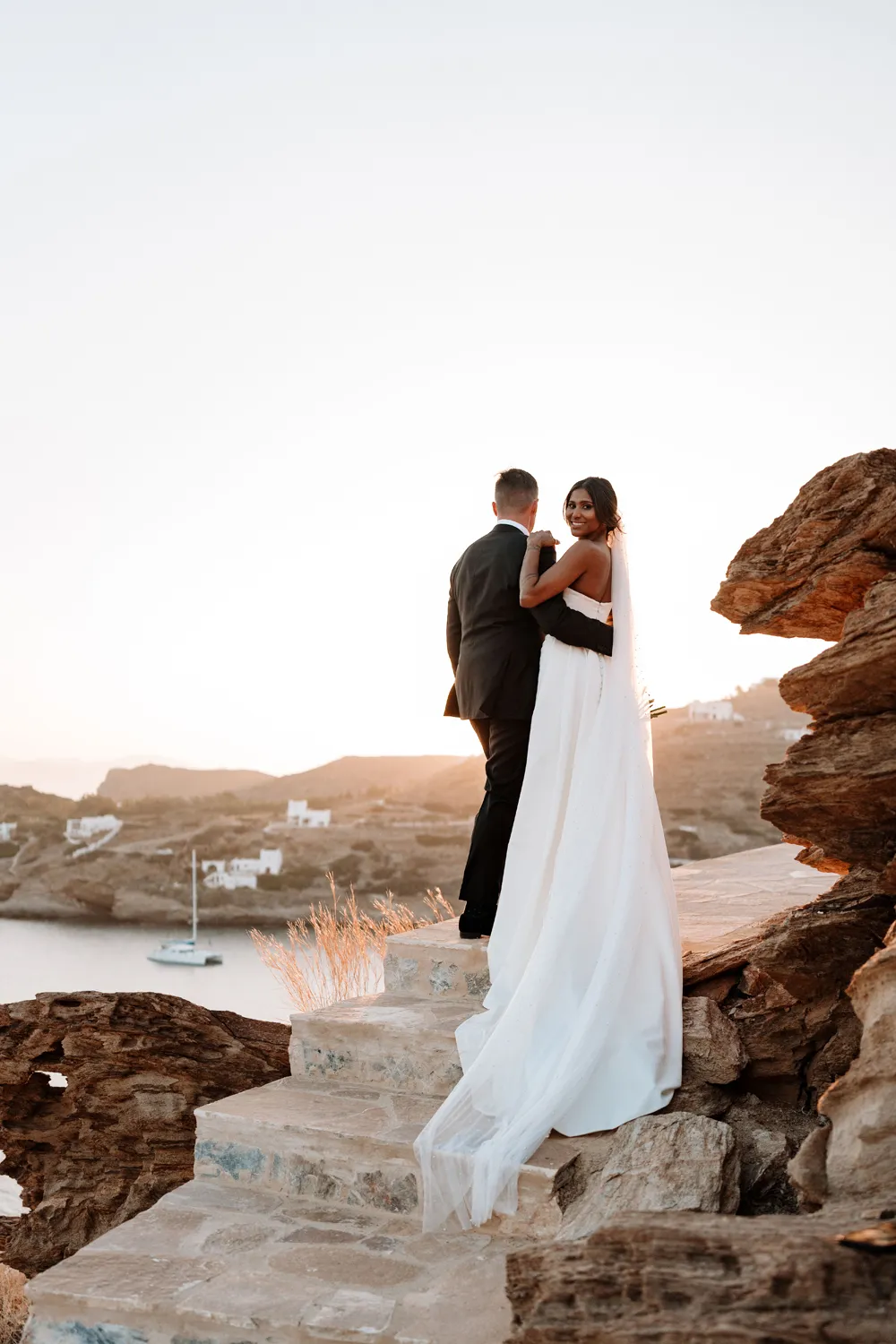 Cycladic Gem Luxury Villa Modern Micro-Wedding