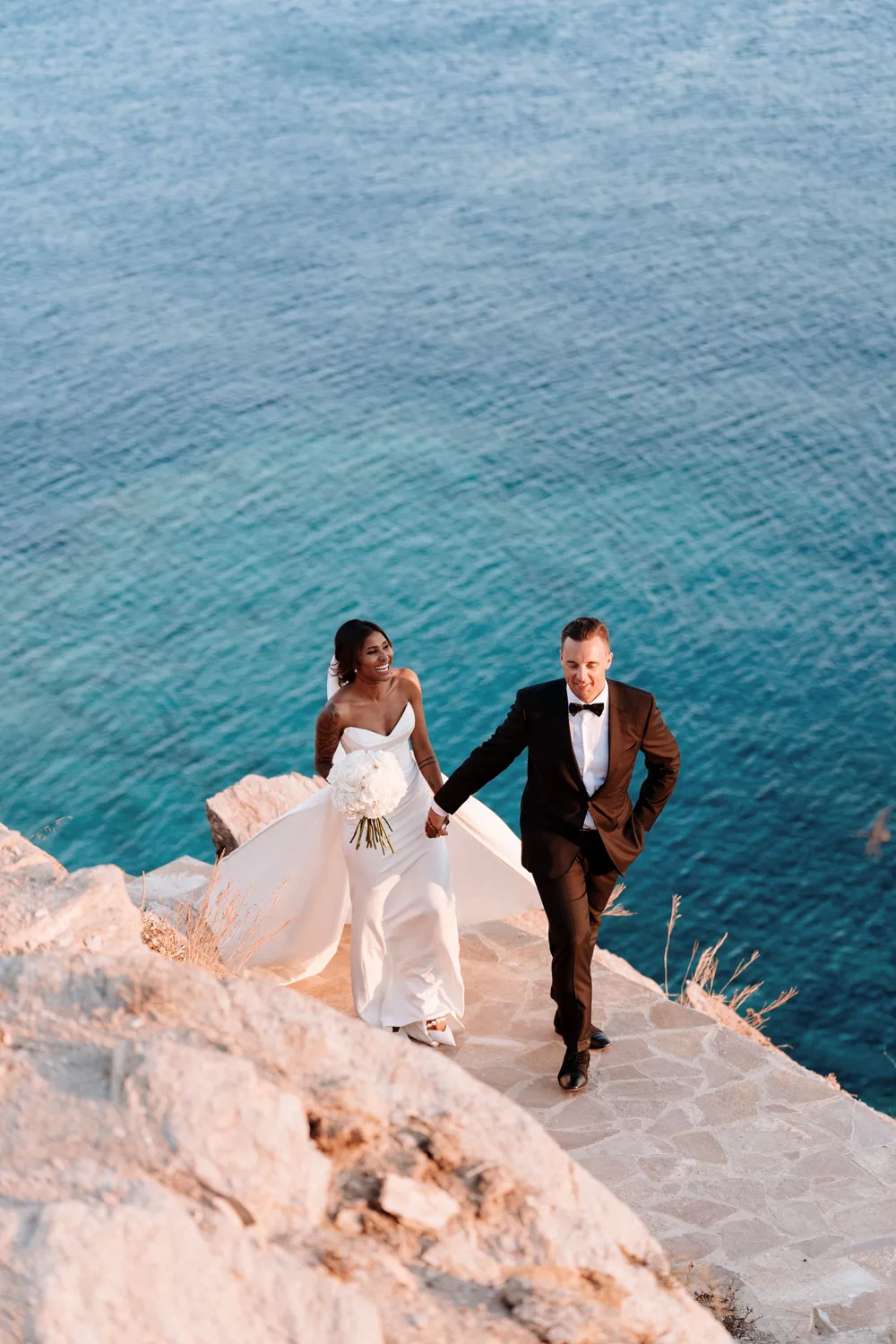 Cycladic Gem Luxury Villa Modern Micro-Wedding