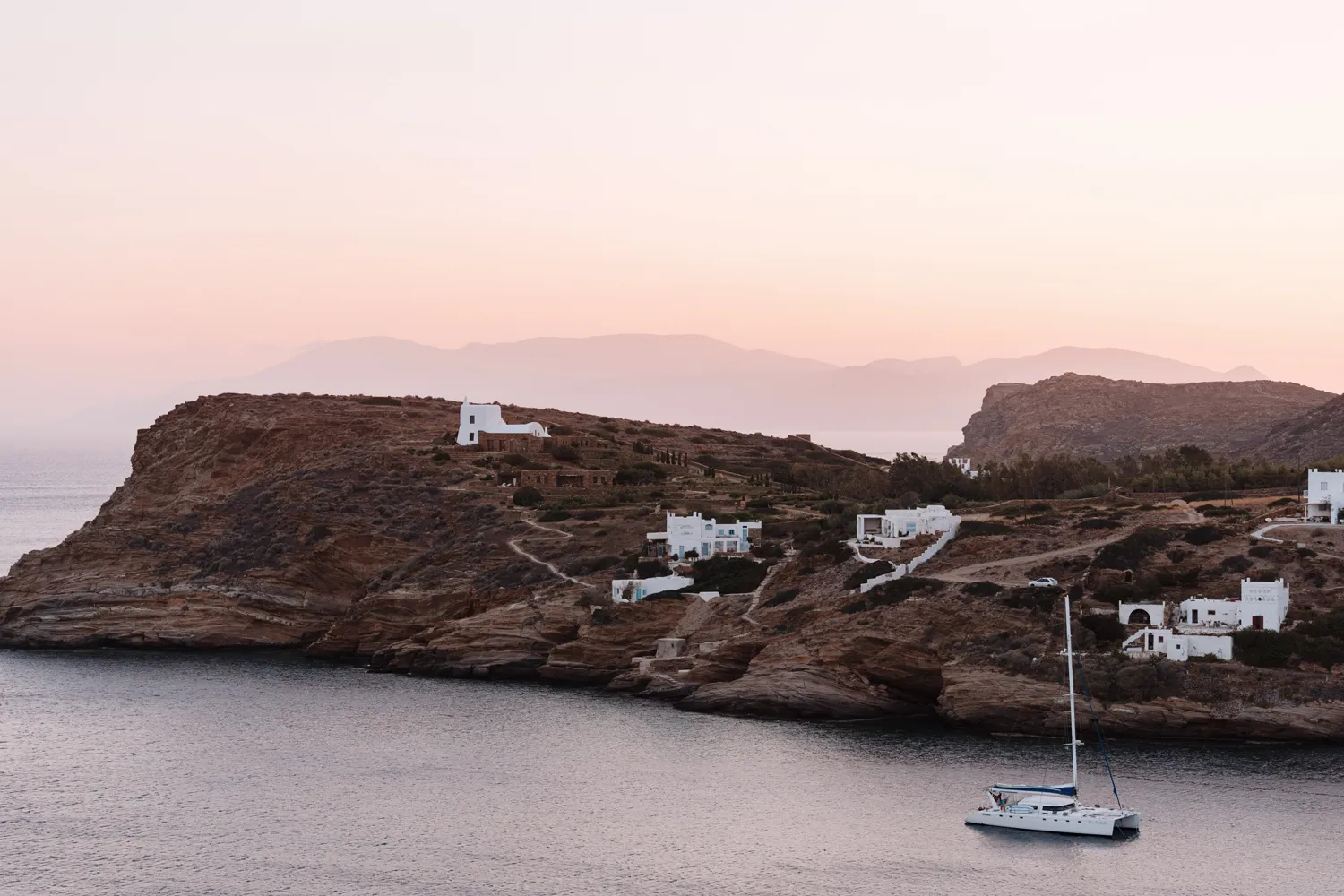 Cycladic Gem Luxury Villa Modern Micro-Wedding