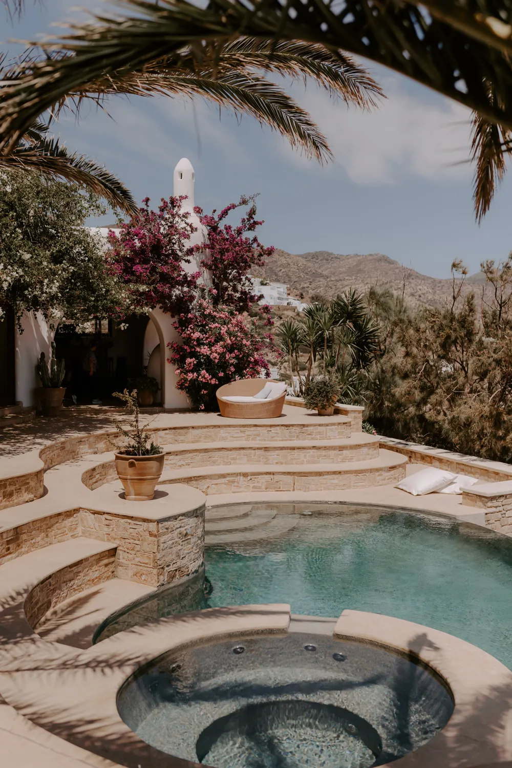 An Absolute Aussie Riot at The Cycladic Gem Luxury Villa