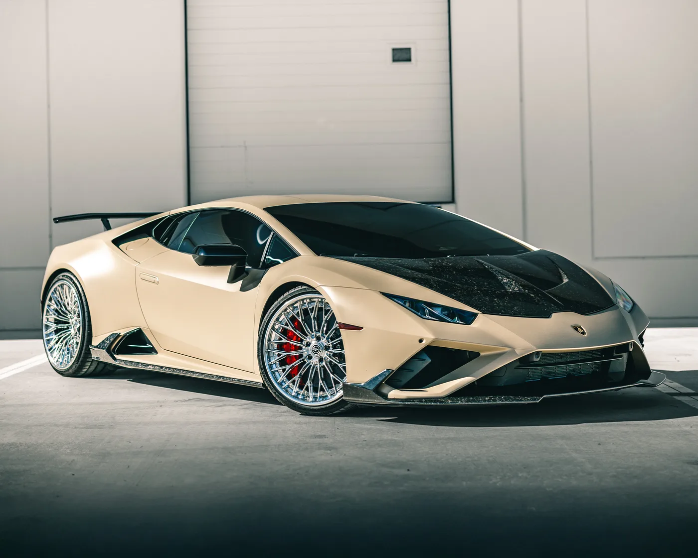 Lamborghini Huracan custom build by Redline Auto Creations