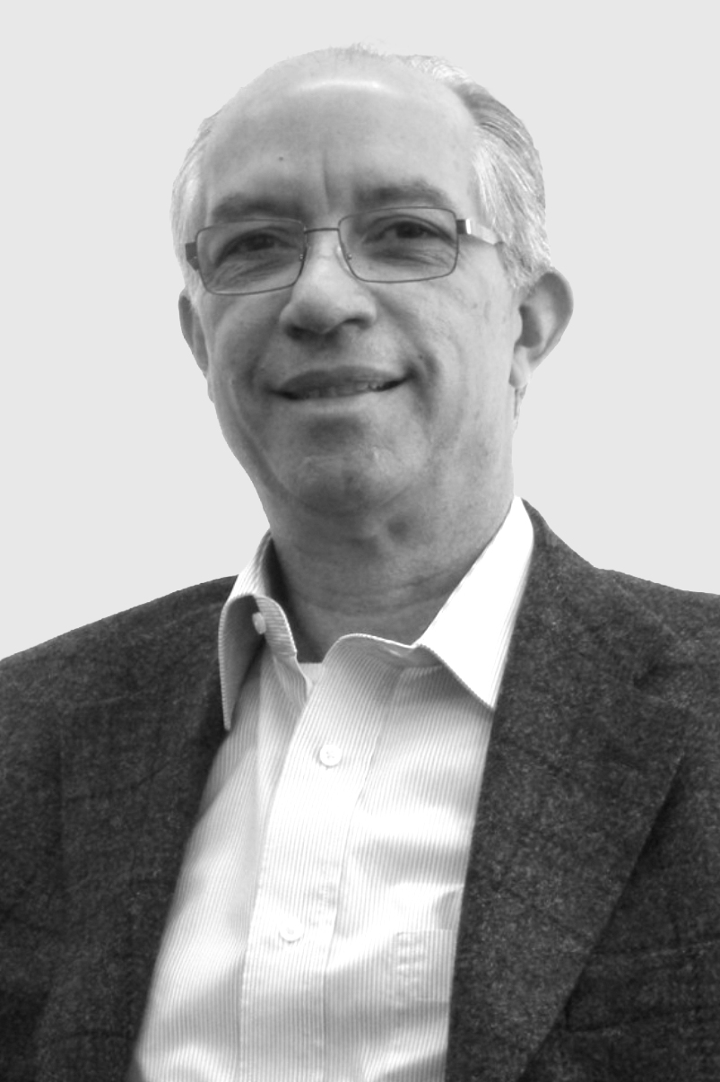 Picture of Demóstenes Medeiros in B&W.