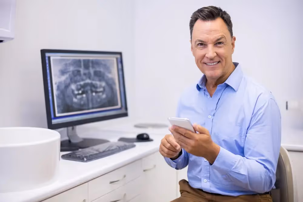 Facebook for Dentists: 8 Effective Post Ideas to Attract More Patients