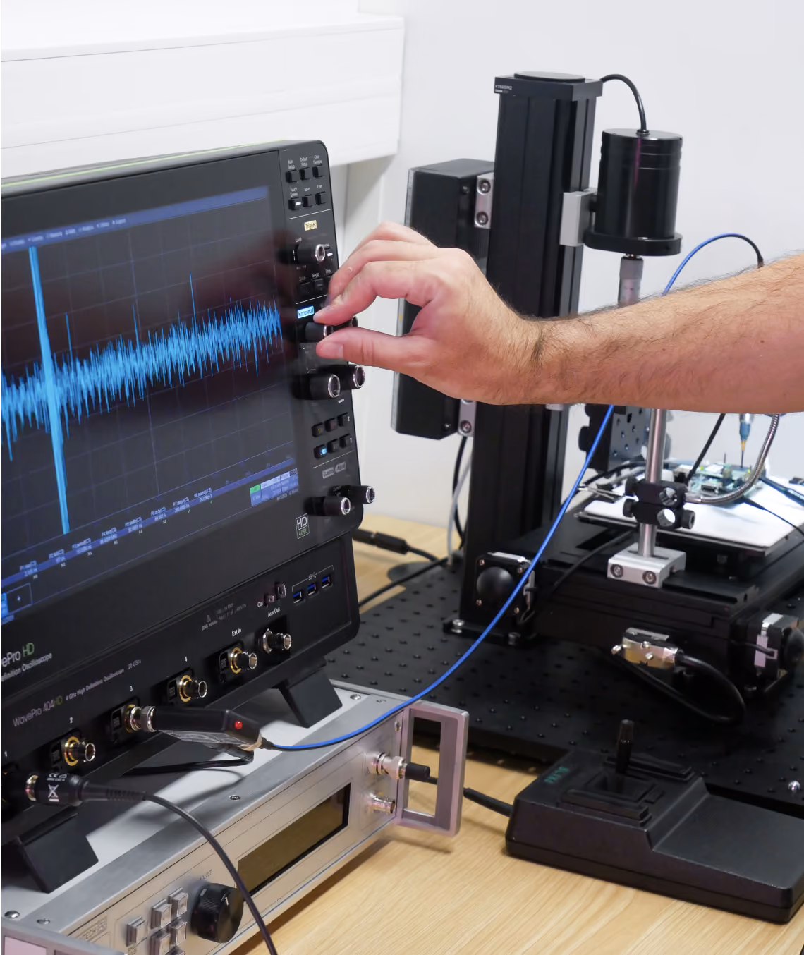 High-End & Nominal Oscilloscope 3