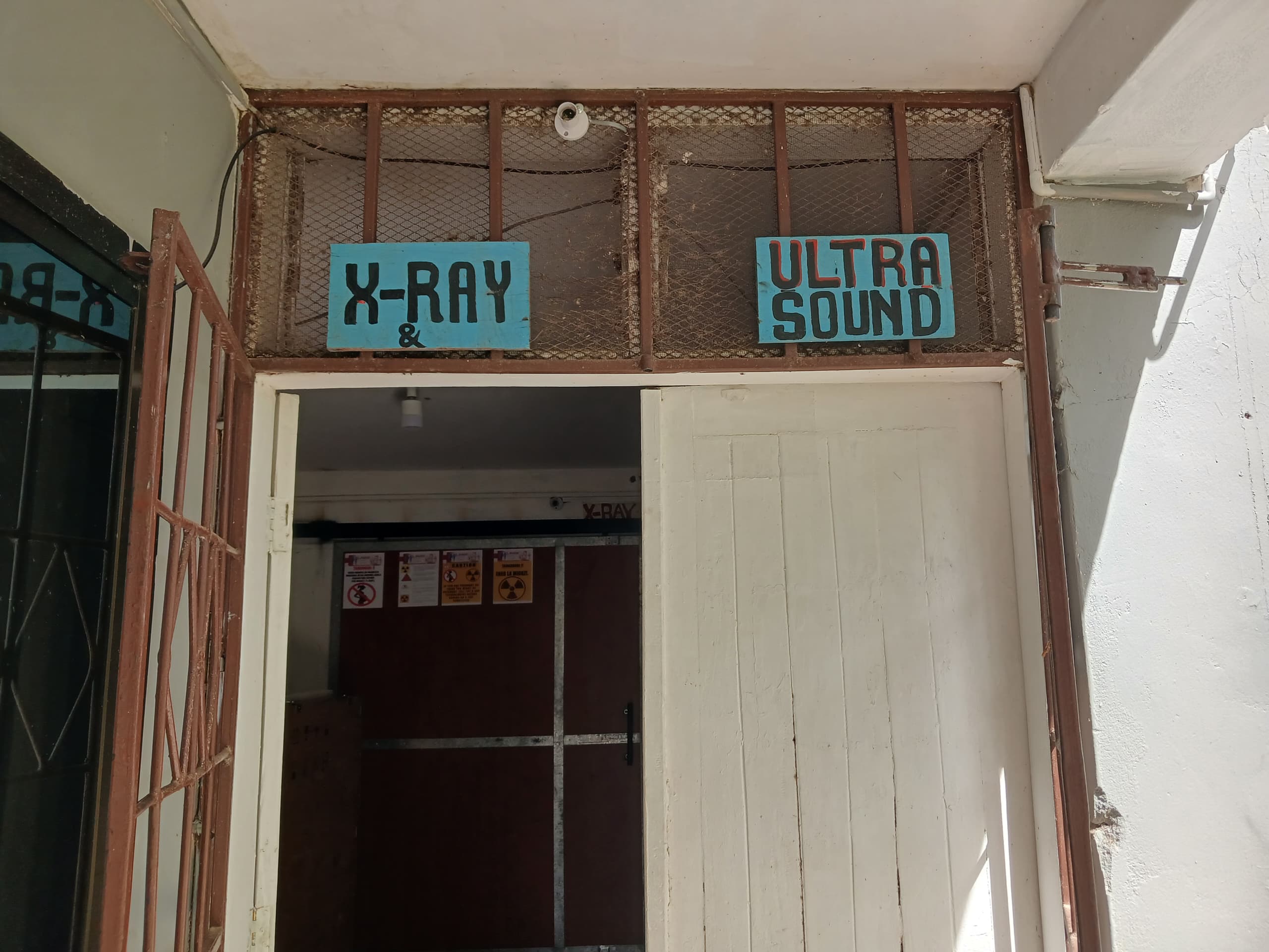 Entrance to the X-ray and ultrasound rooms