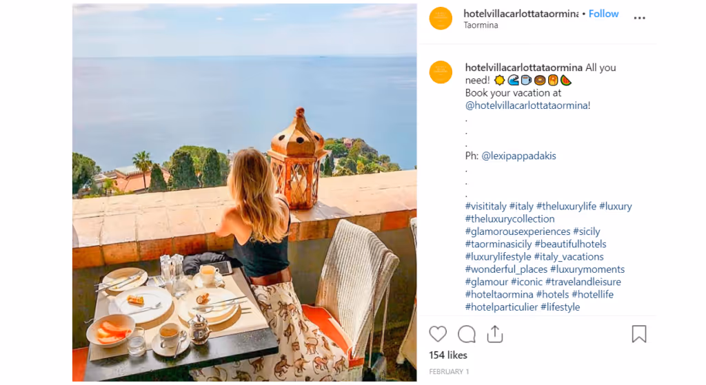 Hôtel post instagram facebook