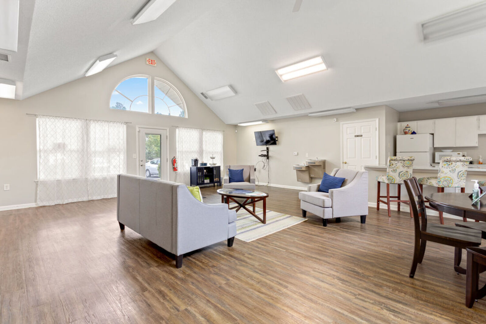 Clubhouse with lounge seating 