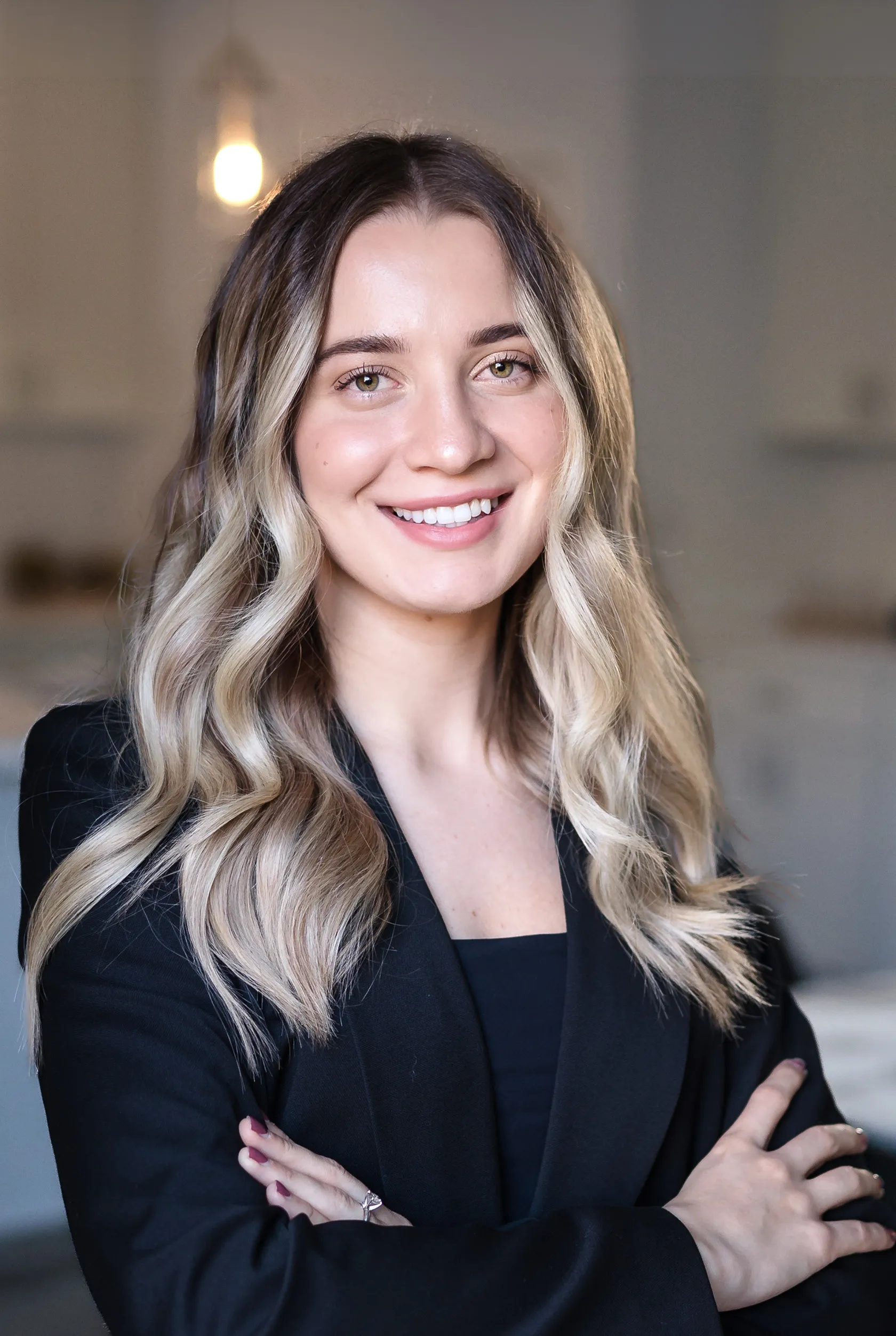 professional headhsot of Emily Nikiforov