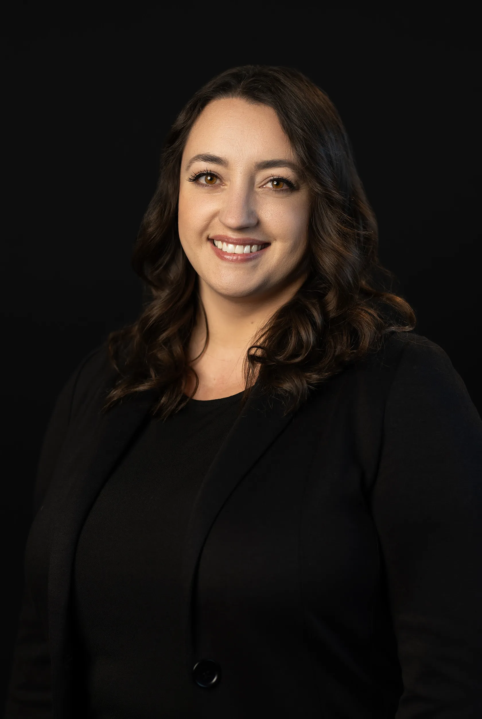 professional headshot of Viktoriya Kislyanka