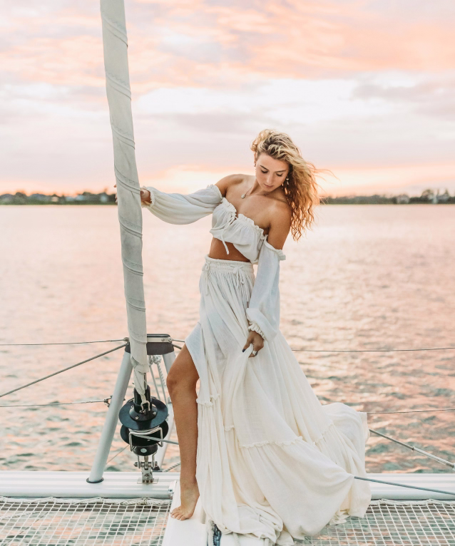 home-three-voyage-image
