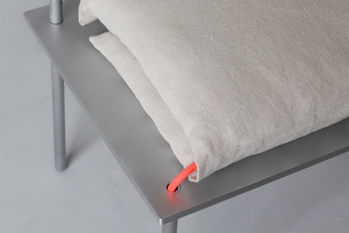 Fold Hang — secondary image