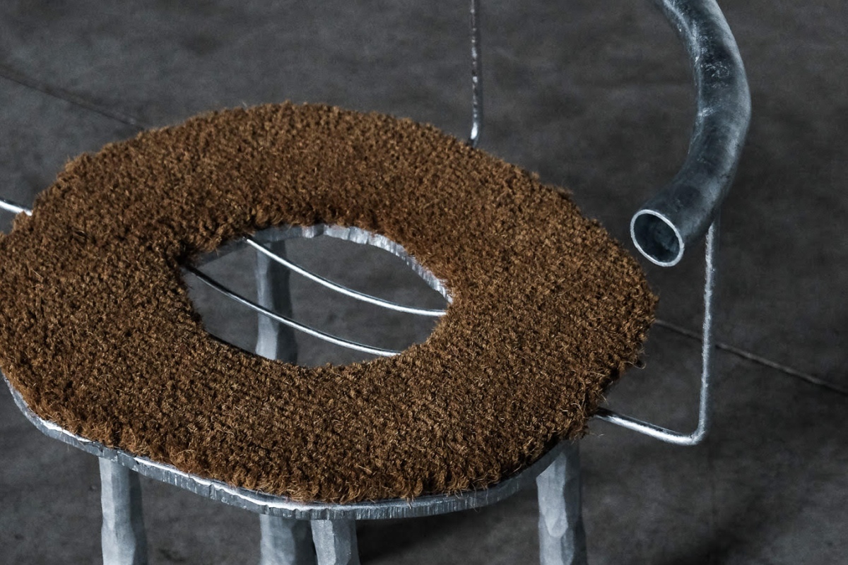 Resourcer Armchair — secondary image