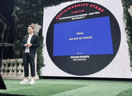 Co-Founder von metergrid Julian Schulz auf einem Pitch