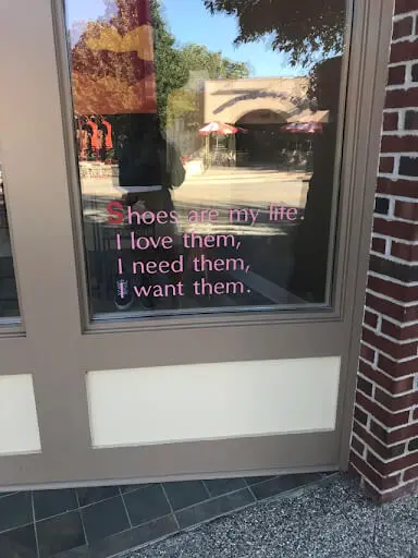 shoe shop sign fail