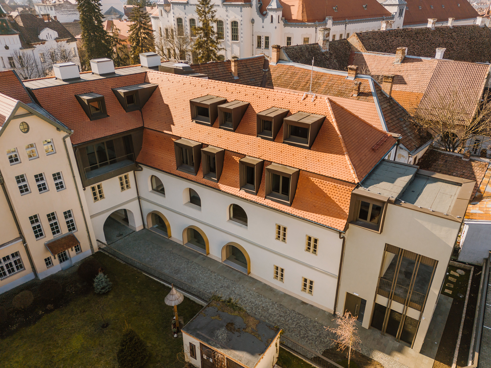 Târgu-Mureș, Bolyai 11