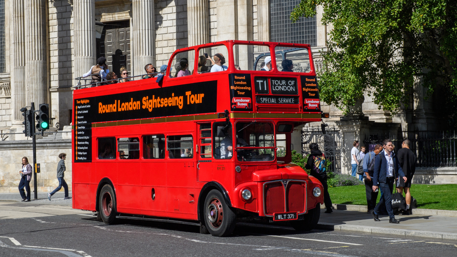 image of successful events (for an event planning service)