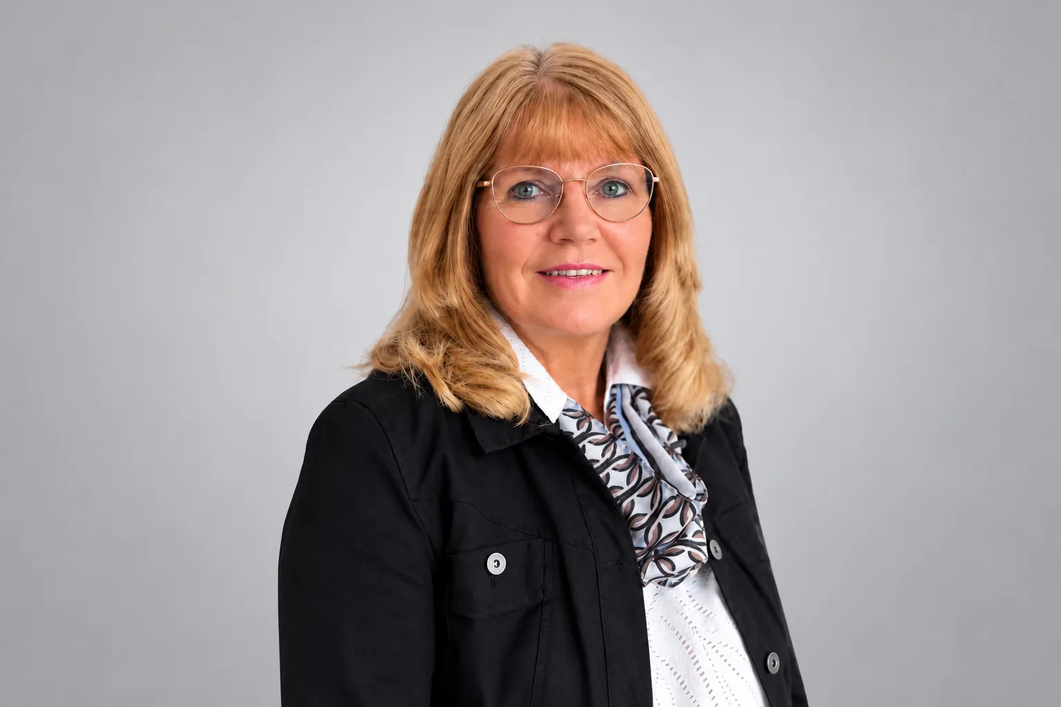 Anja Dörrenbach, Binnendienst