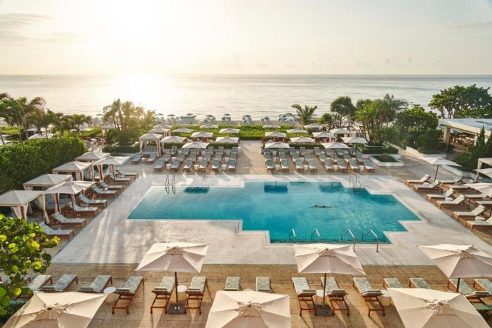 Pool overlooking the Atlantic Ocean at Four Seasons Resort Palm Beach