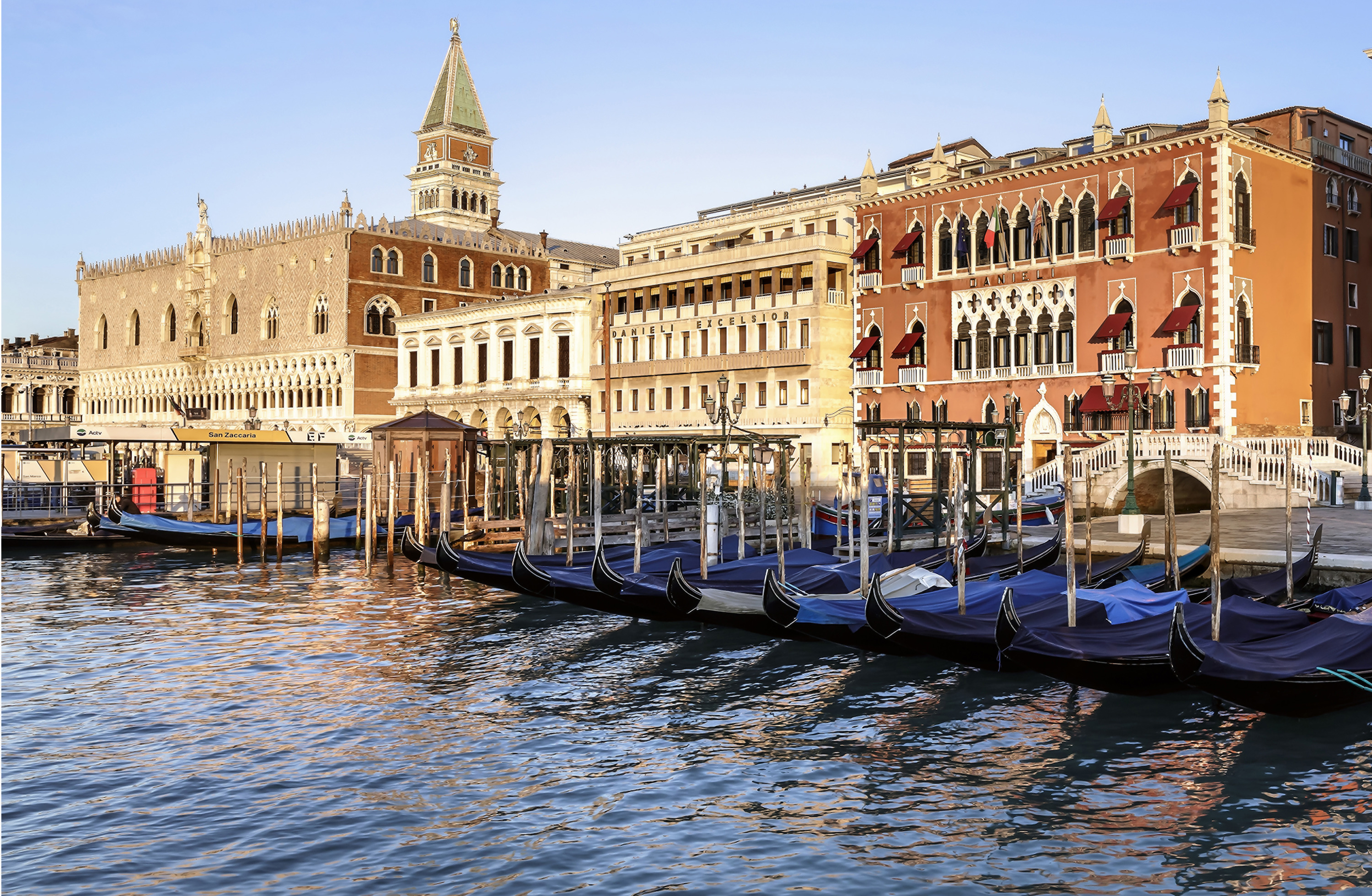 Book luxury hotels, cruises, yachts and rail journeys with benefits such as daily breakfast, hotel credits, upgrade priority, early check-in and late check-out, arranged through Clements Travel’s preferred partner programs worldwide.