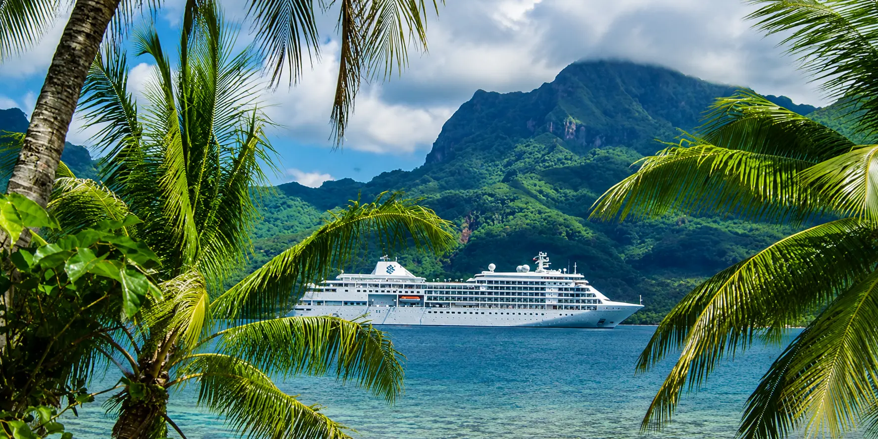 Book luxury hotels, cruises, yachts and rail journeys with benefits such as daily breakfast, hotel credits, upgrade priority, early check-in and late check-out, arranged through Clements Travel’s preferred partner programs worldwide.