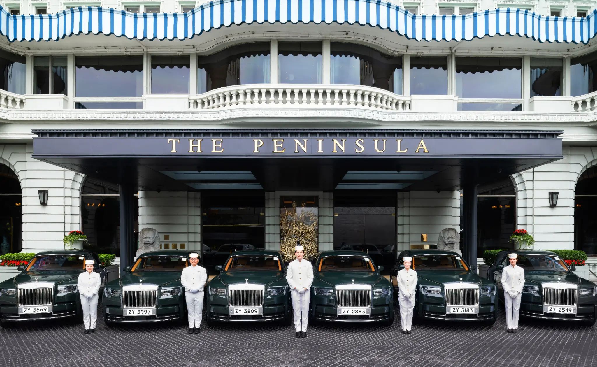 Book luxury hotels, cruises, yachts and rail journeys with benefits such as daily breakfast, hotel credits, upgrade priority, early check-in and late check-out, arranged through Clements Travel’s preferred partner programs worldwide.