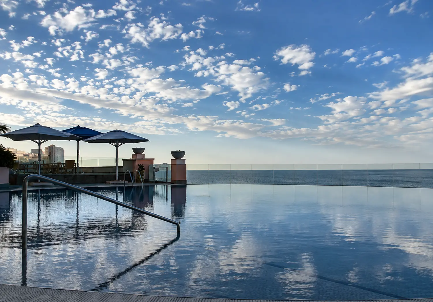 Book luxury hotels, cruises, yachts and rail journeys with benefits such as daily breakfast, hotel credits, upgrade priority, early check-in and late check-out, arranged through Clements Travel’s preferred partner programs worldwide.