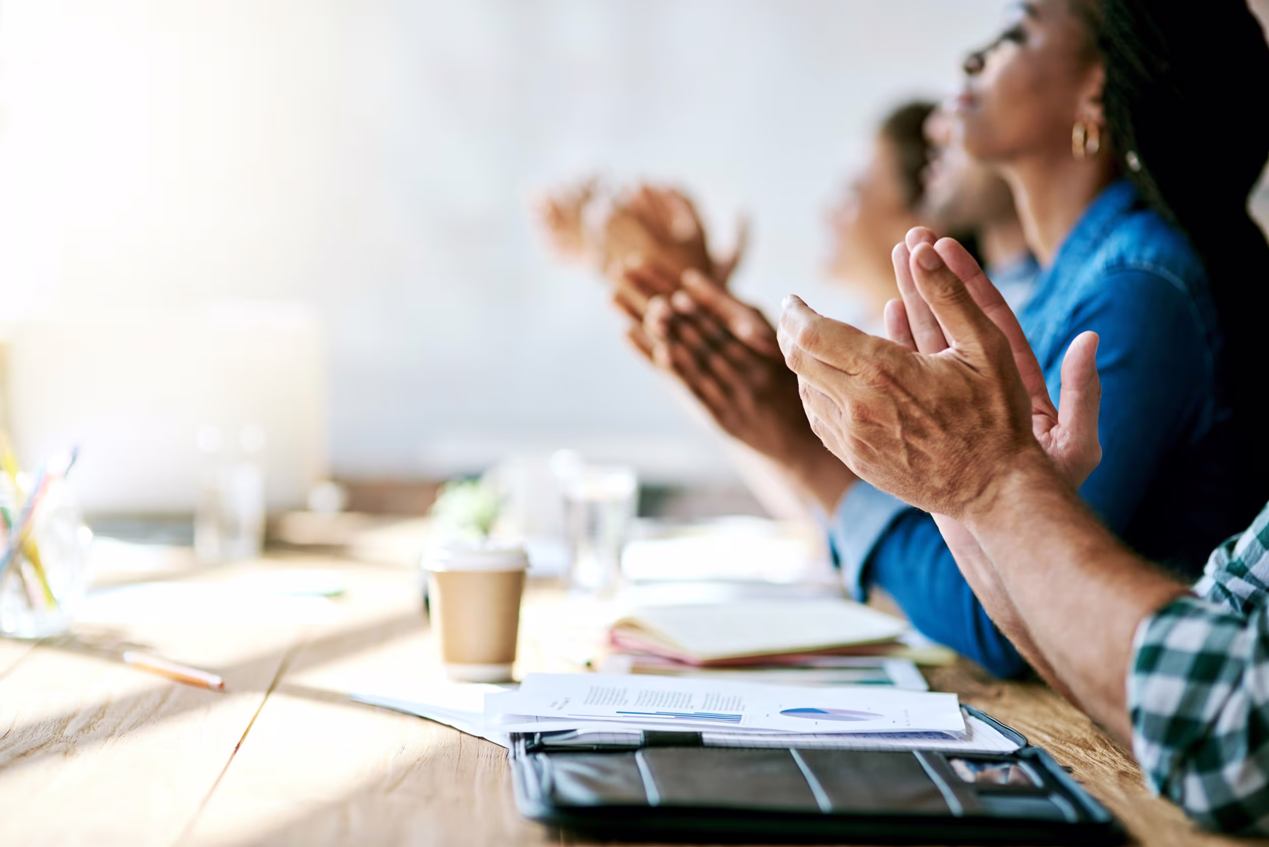 Your Guide to Elevating Workplace Morale with Employee Recognition Programs