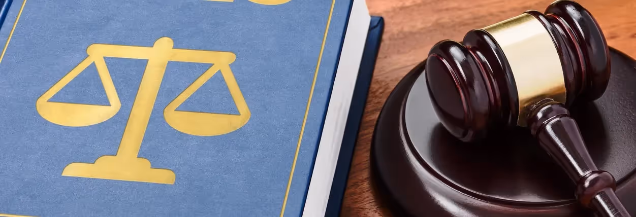 1099 vs. W-2: Navigating U.S. Worker Classification in 2026