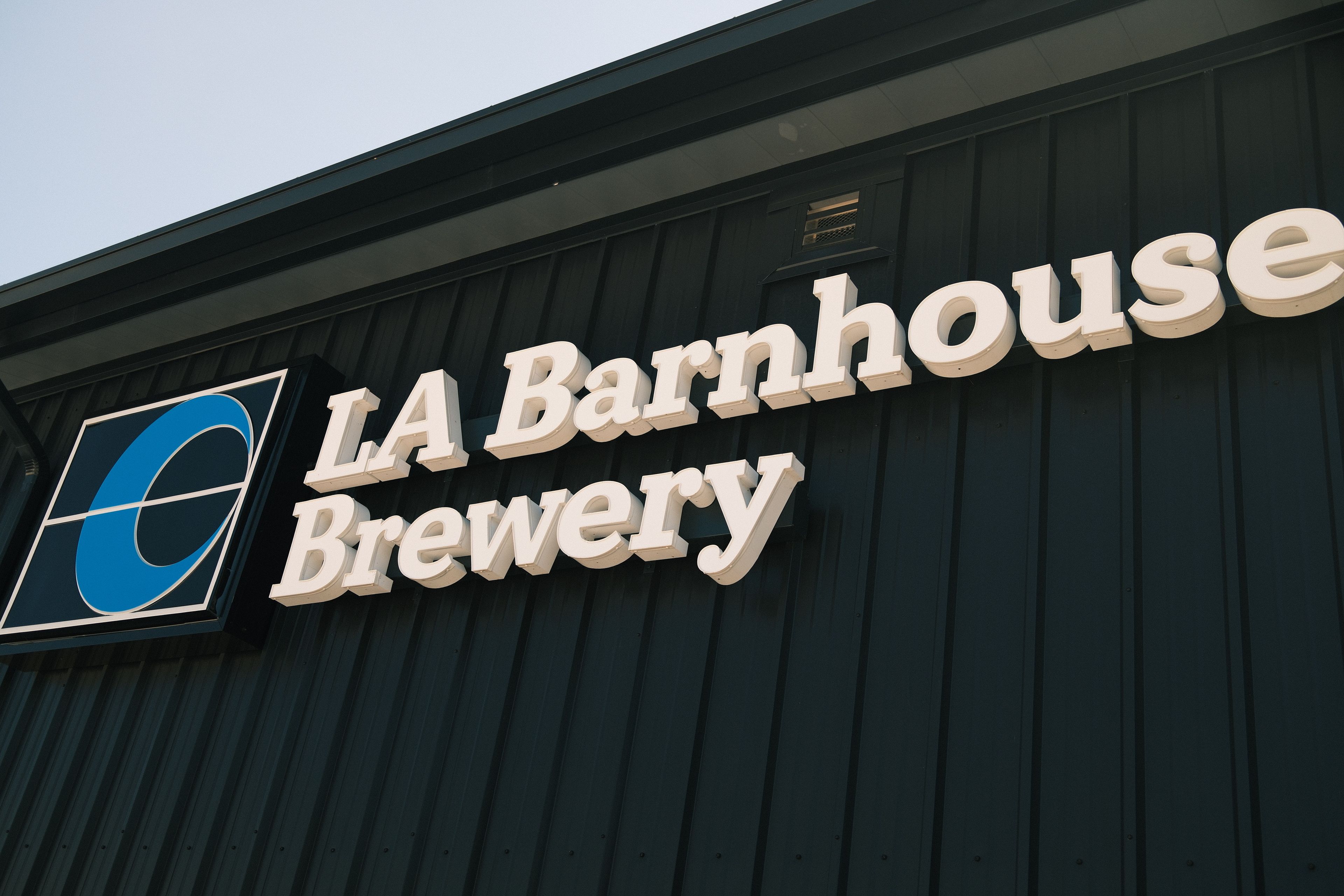 LA Barnhouse Brewery Sign