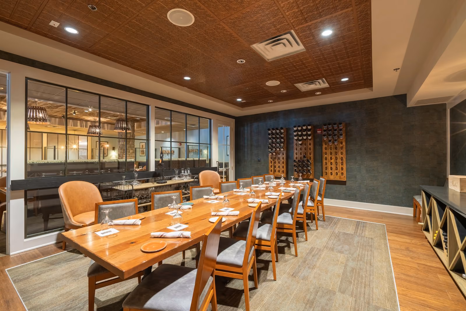 The Decanter Room private dining space at Knoxie's, Chesapeake Bay Beach Club