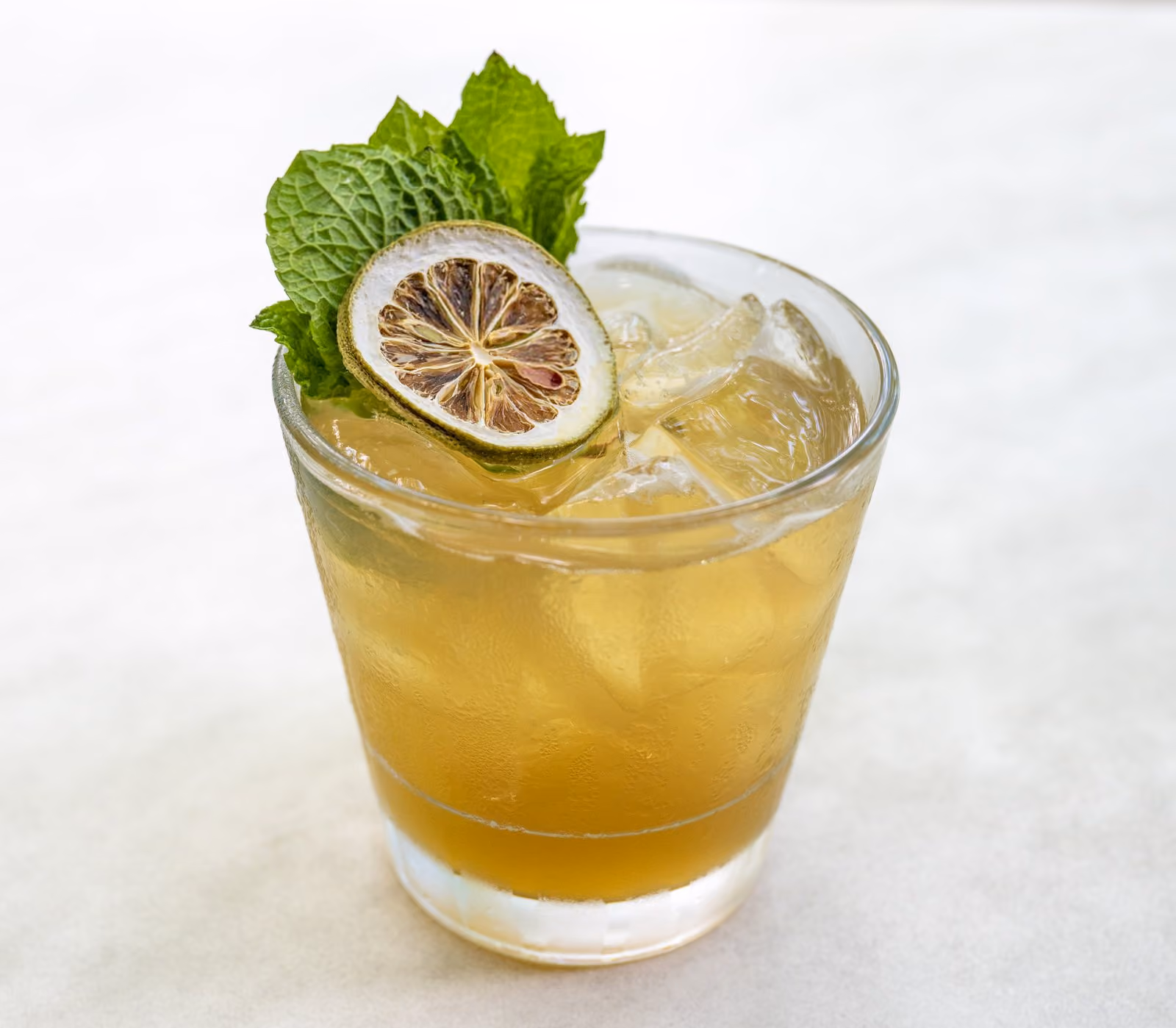 Craft cocktail served at Knoxie's bar, Chesapeake Bay Beach Club