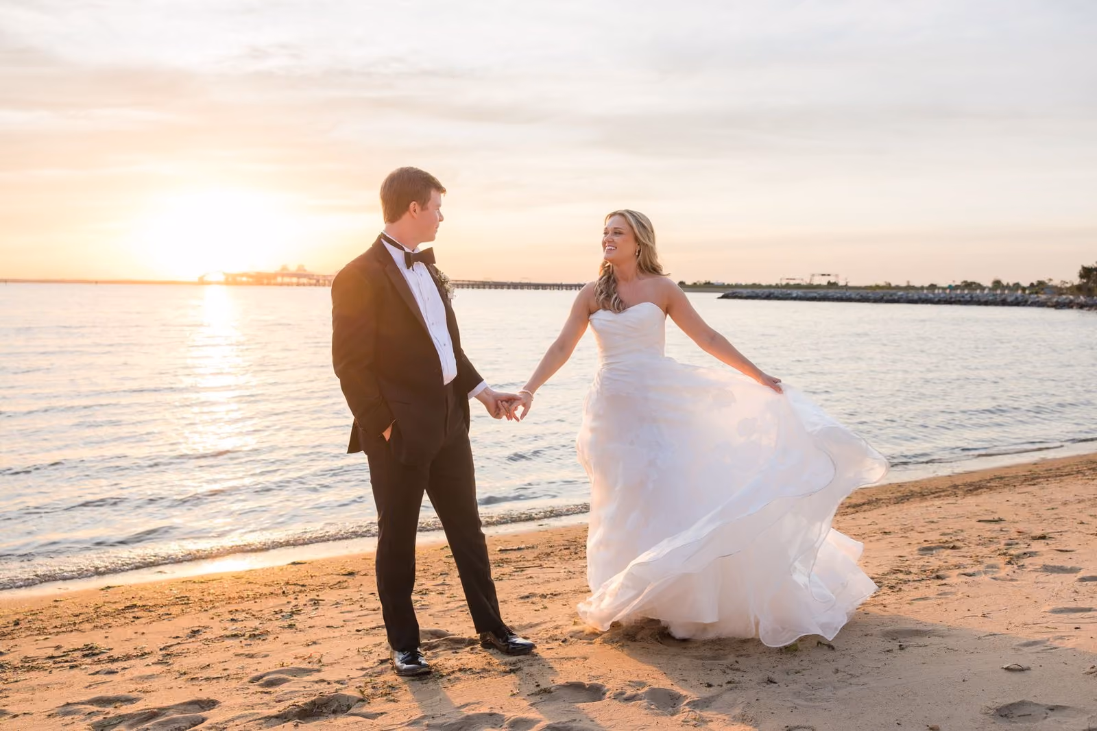 Couple portrait near the Beach House at Chesapeake Bay Beach Club