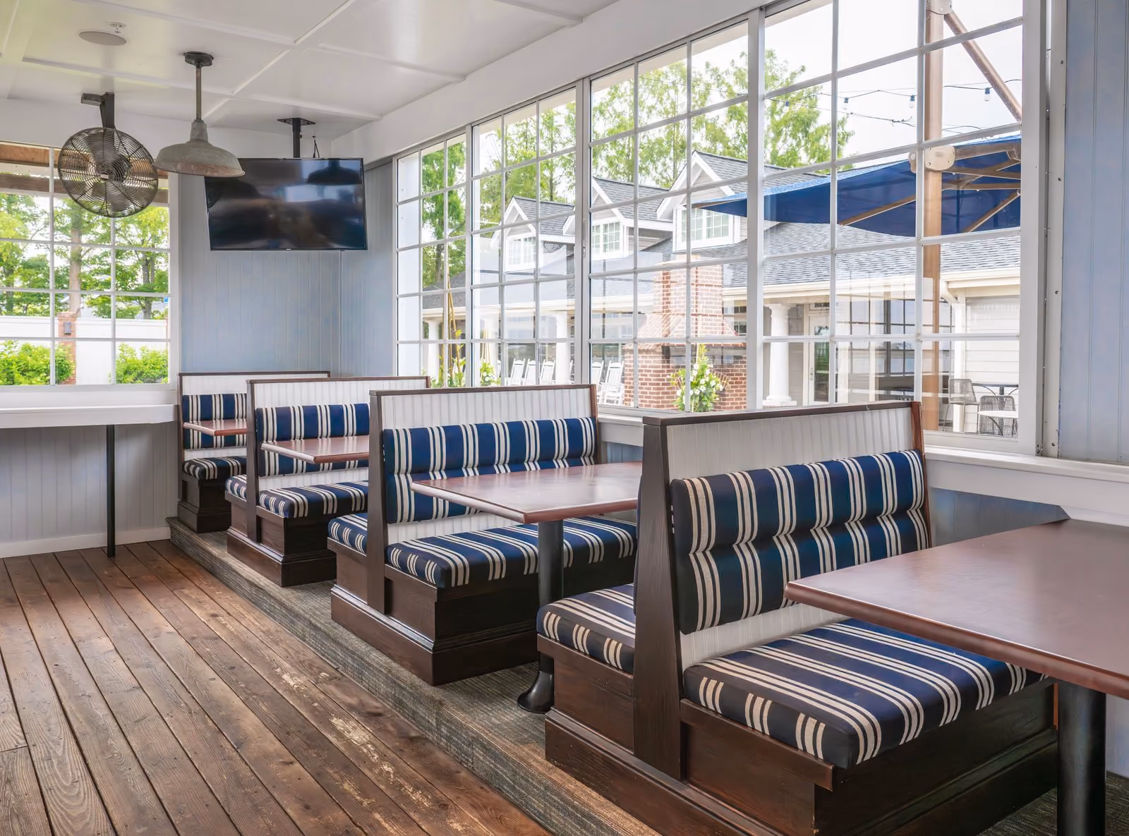 Tavern Bayside waterfront dining at Chesapeake Bay Beach Club