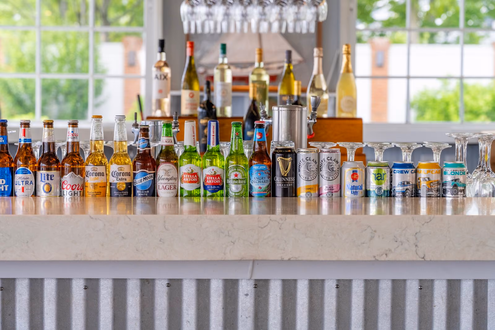 Tavern Bayside sunset event at Chesapeake Bay Beach Club