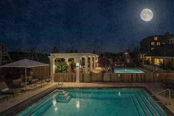 Full moon sound bath located at The Inn & The Spa at the Chesapeake Bay Beach Club