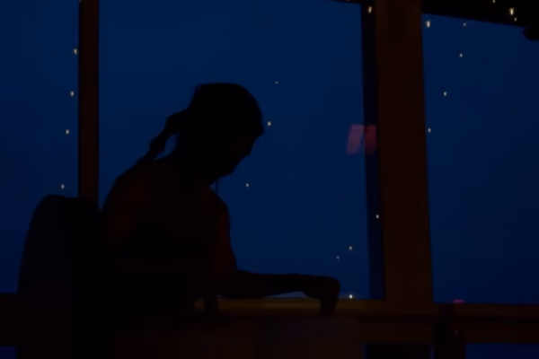 Unwind by the bay with the glow of a full moon evening and a dreamy Bayside Sound Bath experience!