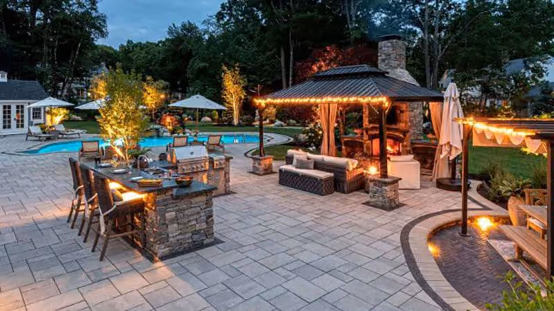 Custom outdoor living space by RFS Lawn and Landscapes in Greater Cincinnati Ohio