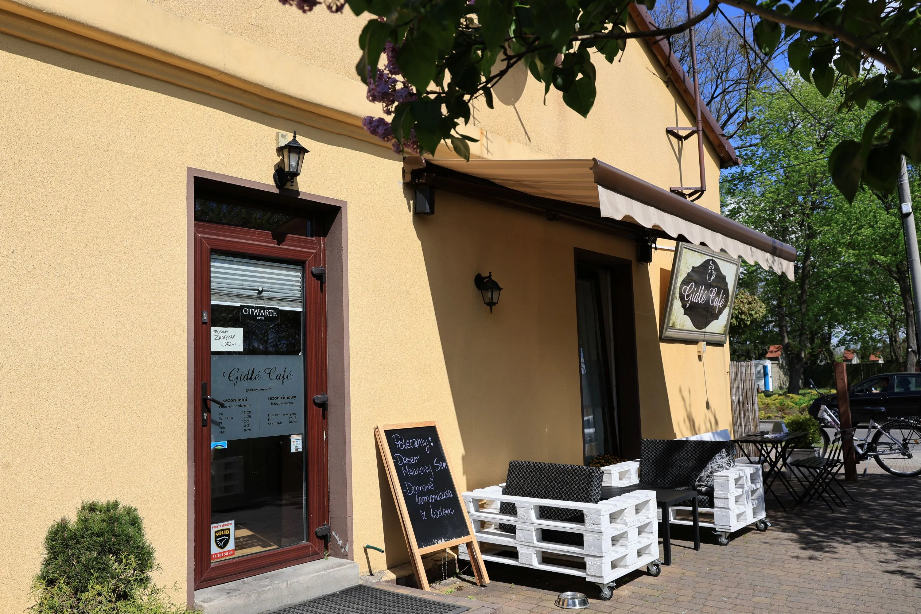 Gidle Cafe
