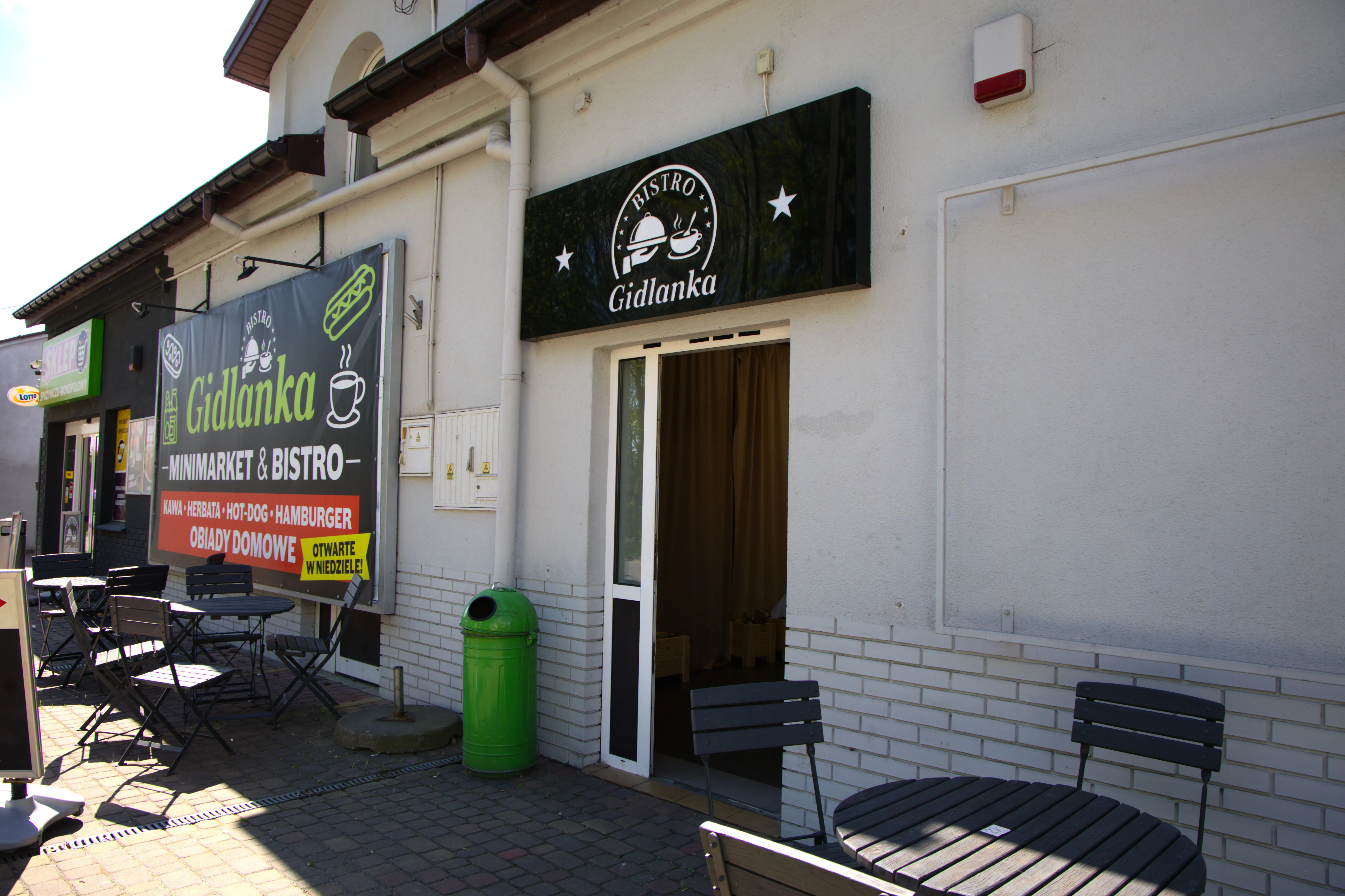 Bistro Gidlanka – wejście do lokalu w Gidlach