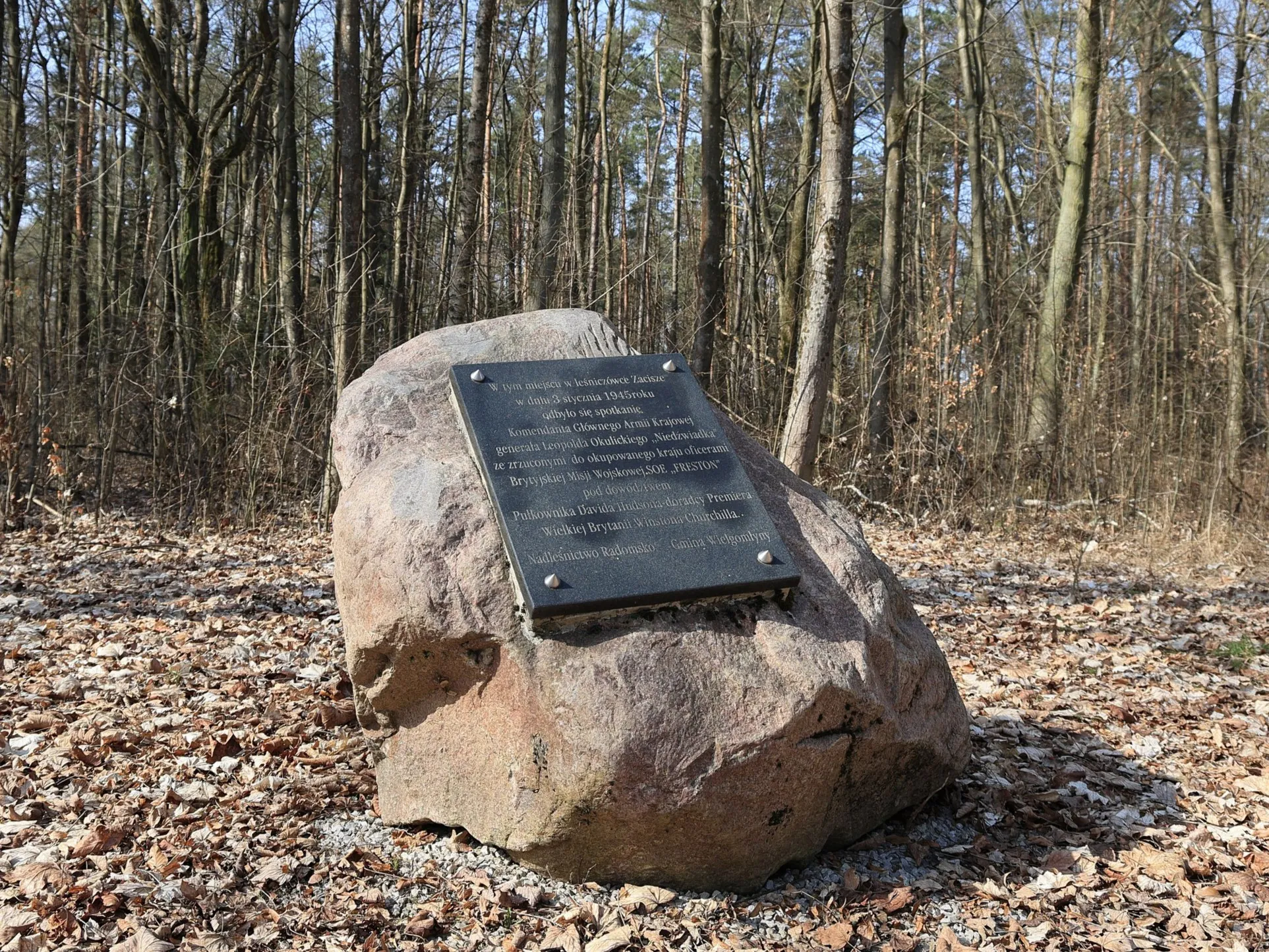Obelisk upamiętniający operację „Freston”