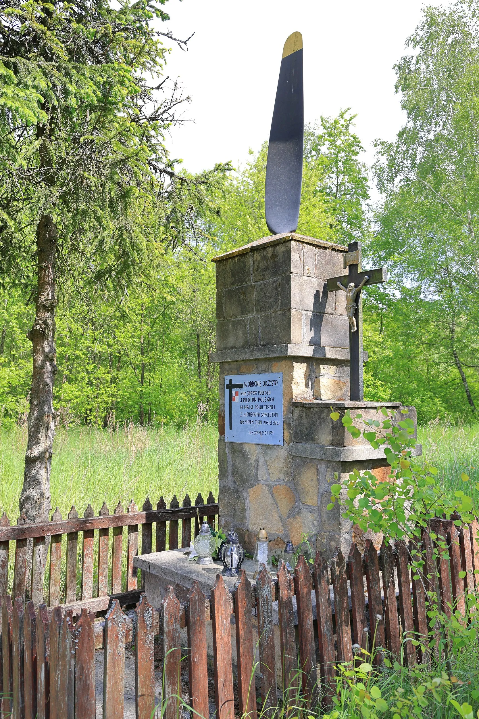 Pomnik upamiętniający polskich lotników 1939 r.