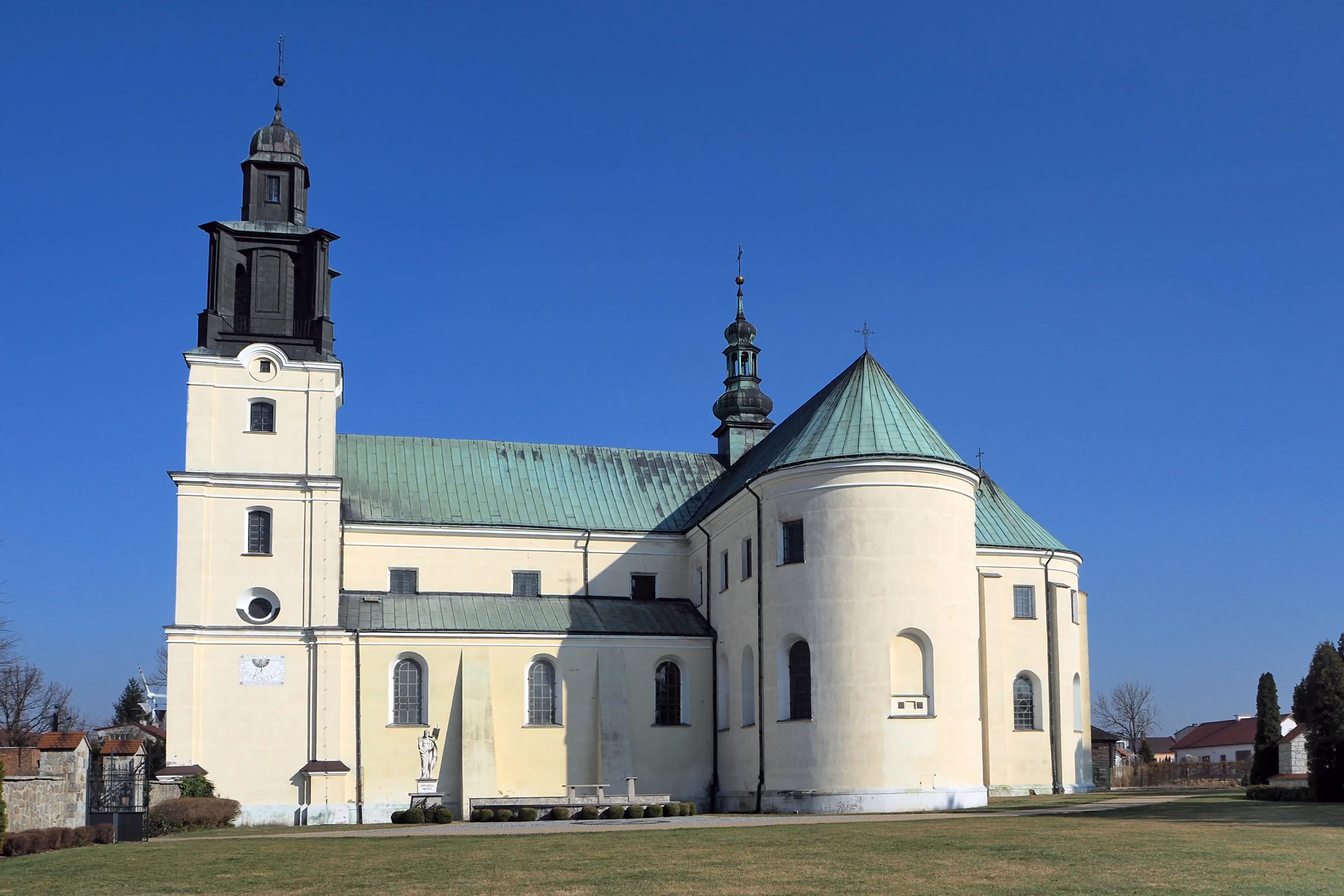 Barokowa bazylika pod wezwaniem Wniebowzięcia Matki Boskiej wraz z klasztorem OO. Dominikanów