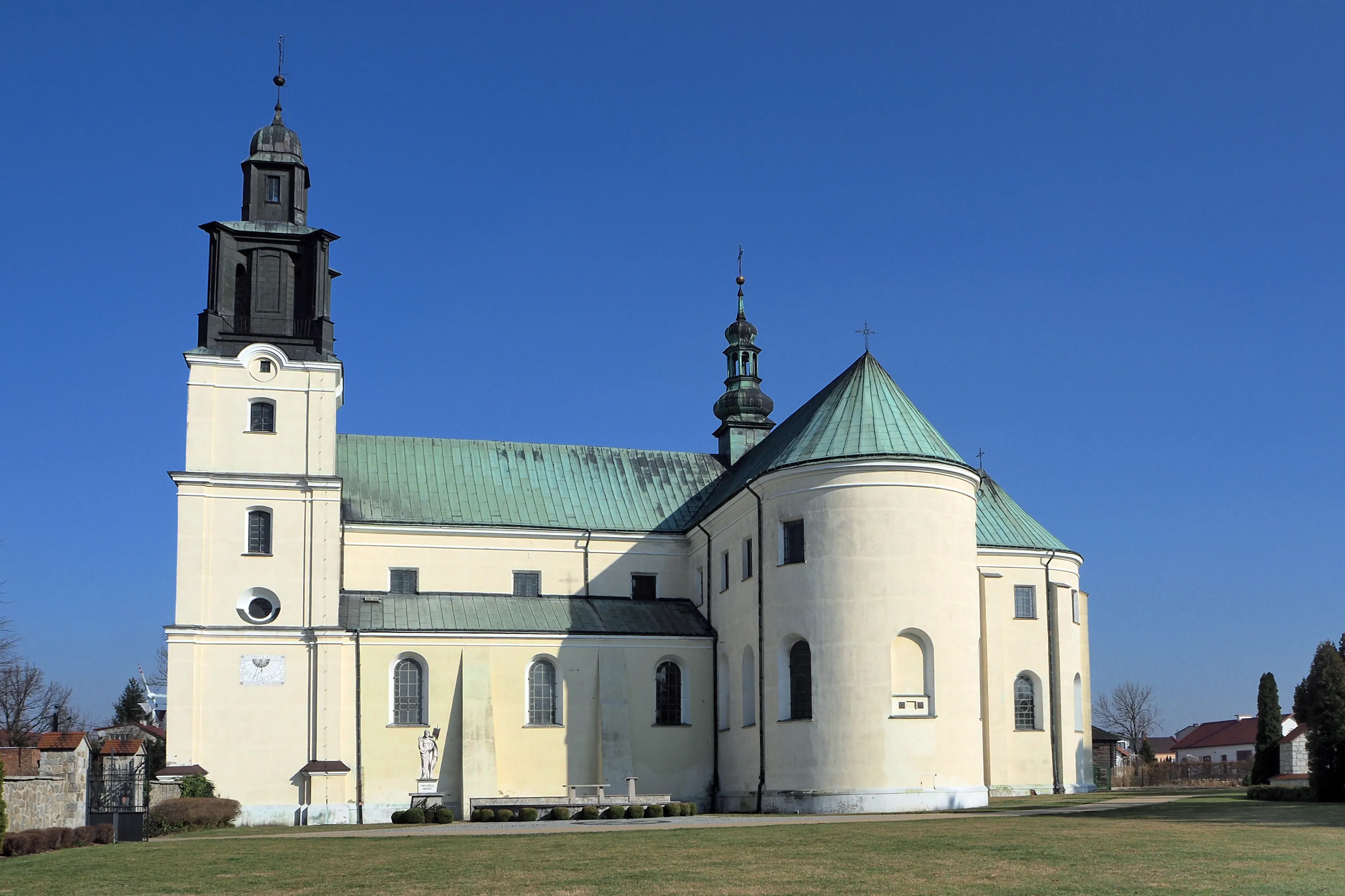 Barokowa bazylika pod wezwaniem Wniebowzięcia Matki Boskiej wraz z klasztorem OO. Dominikanów