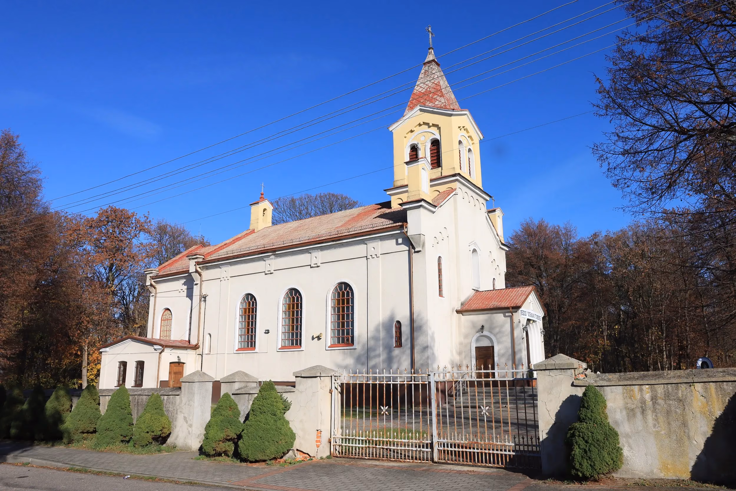 Kościół pw. św. Stanisława Biskupa Męczennika w Pławnie