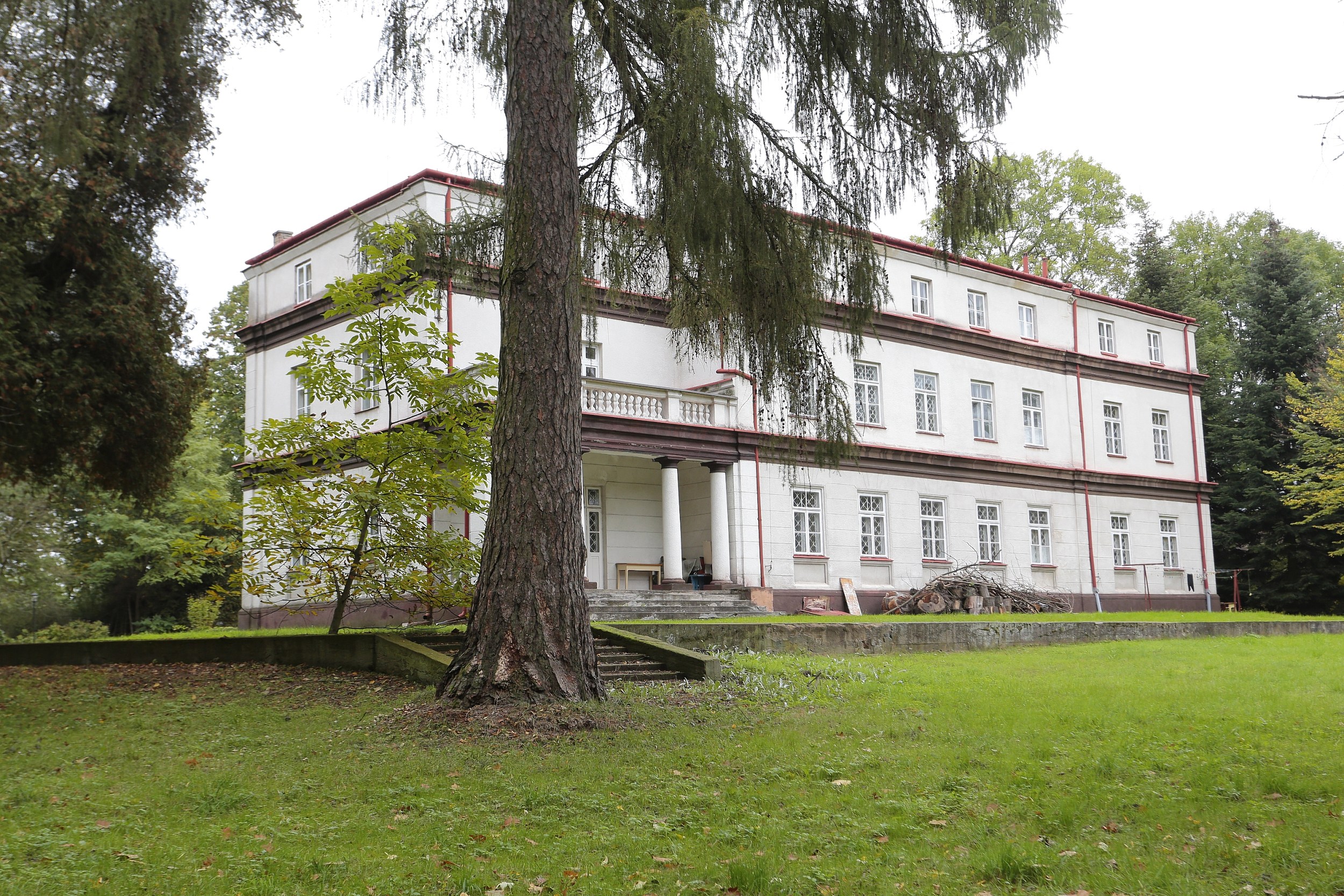 Pałac i park w Strzałkowie