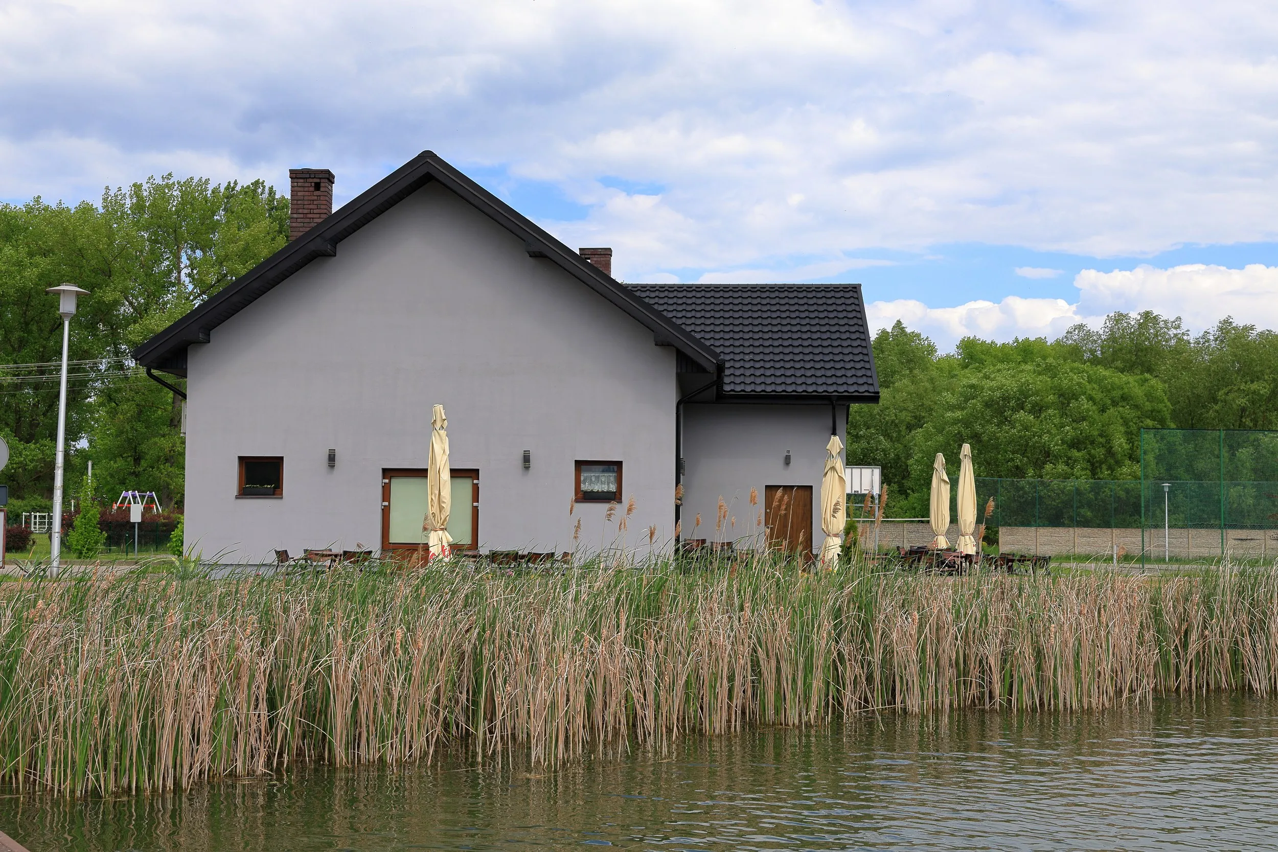 Bar nad Zalewem