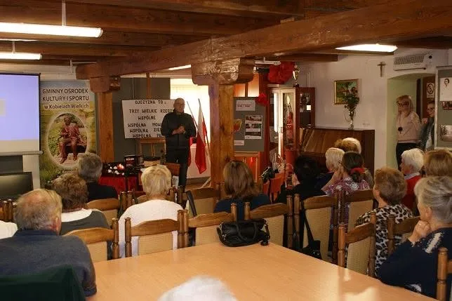 Gminny Ośrodek Kultury i Sportu w Kobielach Wielkich 