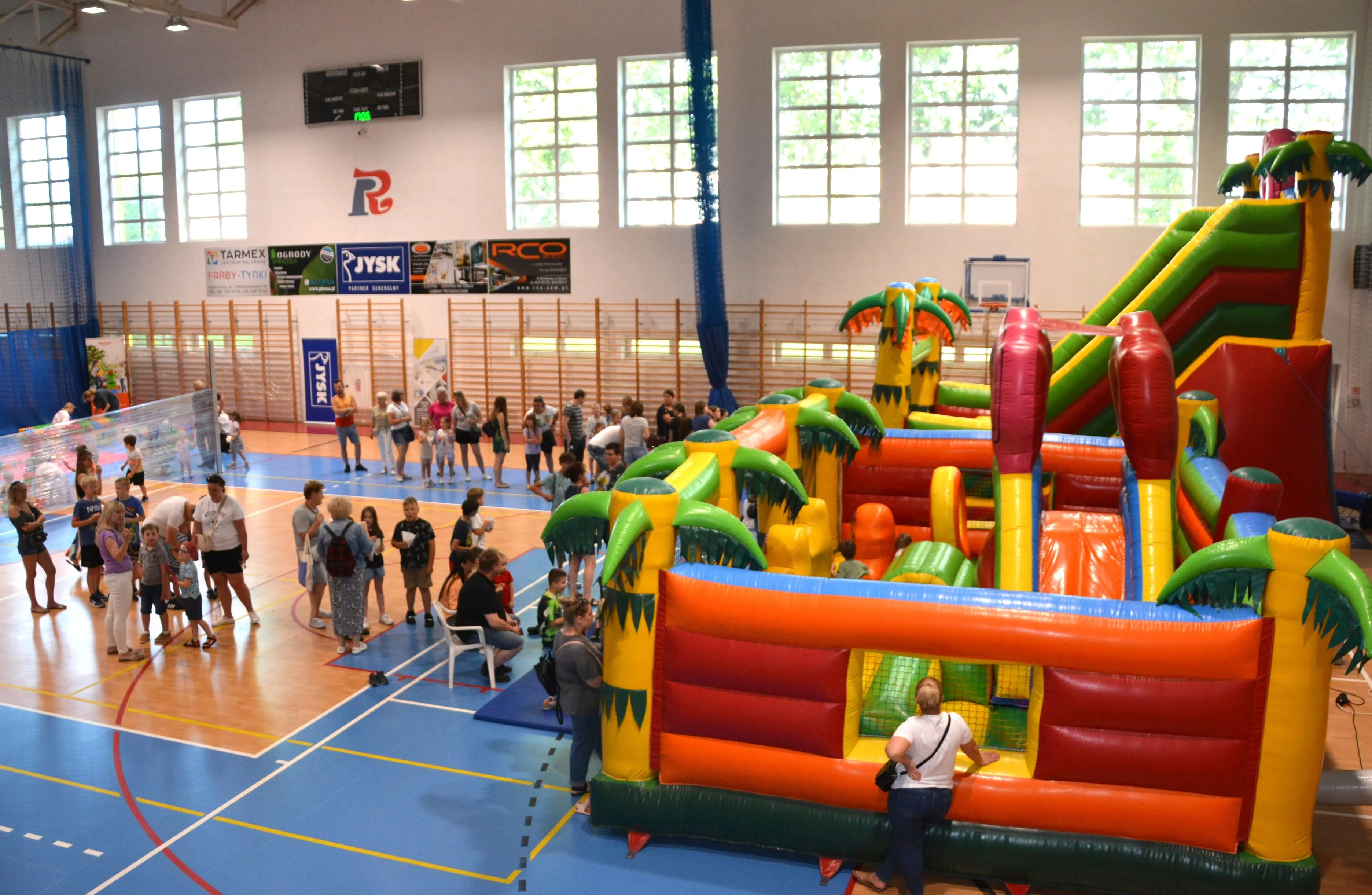 Powiatowa Hala Sportowa