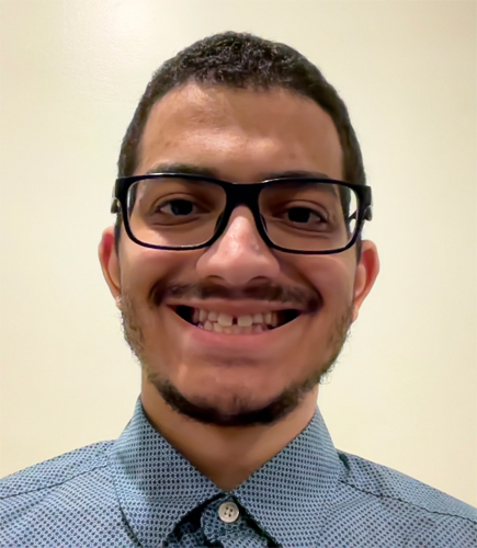 A photo of the person who made this portfolio.